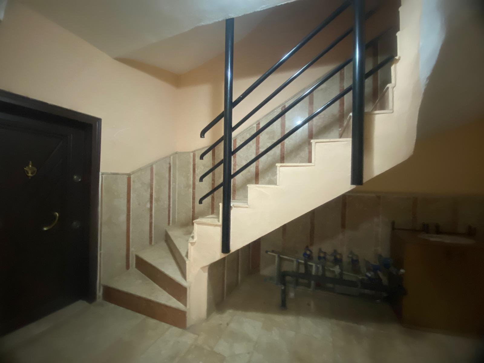 ALTINKUM MAH. 2+1 KİRALIK ARAKAT DAİRE 2