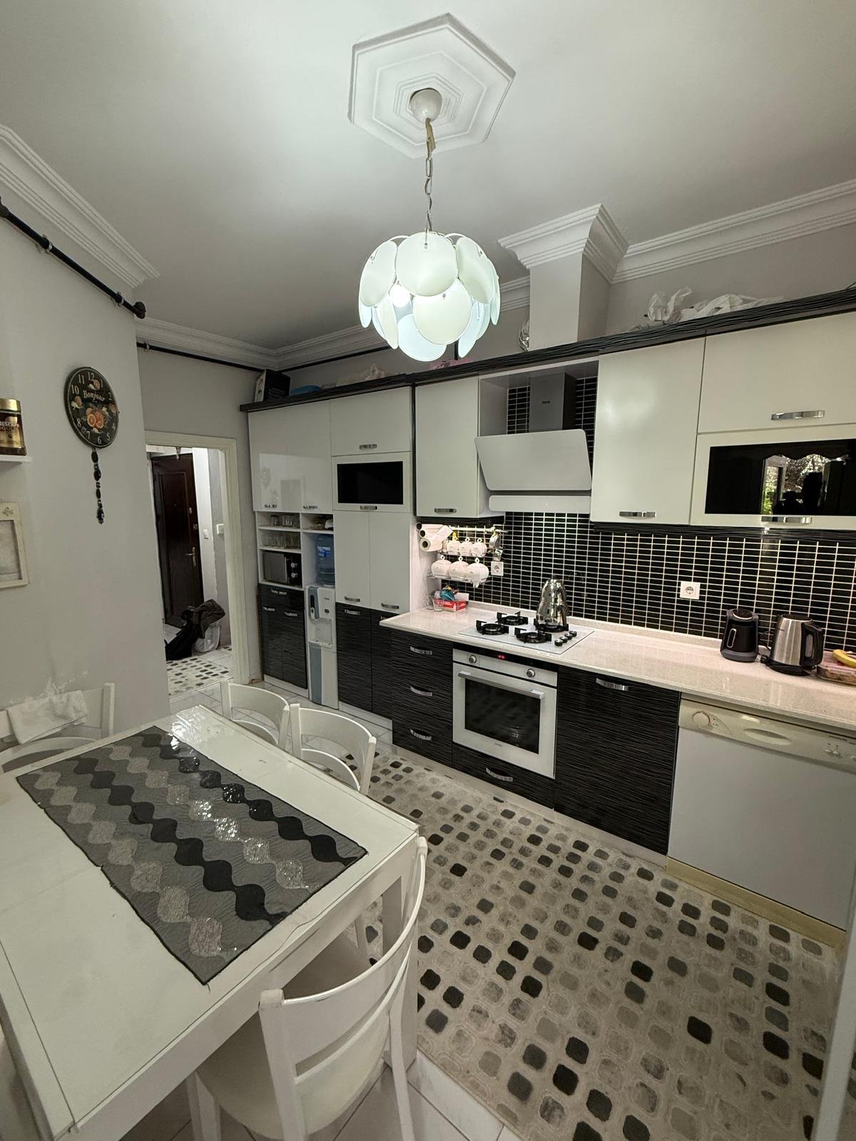 TOROS MAH. 2+1  DOĞALGAZLI  GİRİŞ KATI SATILIK DAİRE 2